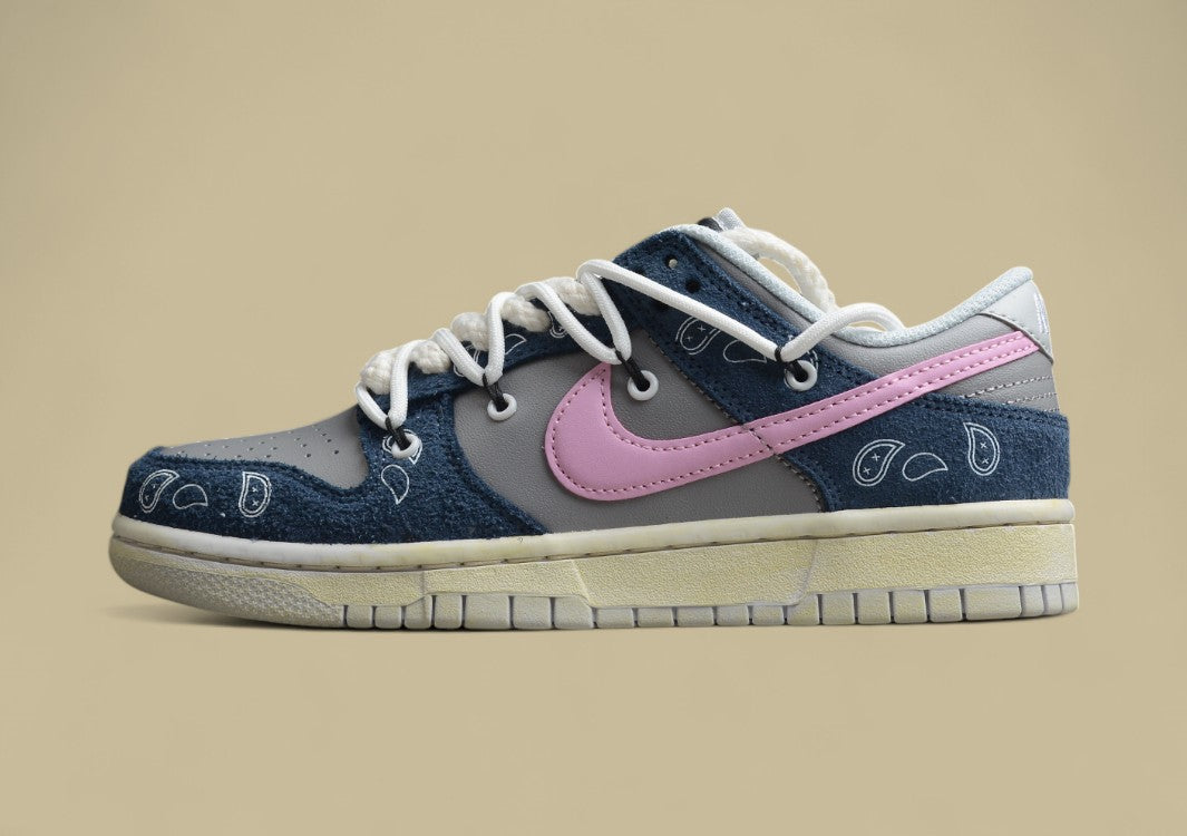 Nike Dunk Low Retro Low-top Deconstructed Vibe Old-style Cashew Flower Sneakers for Men and Women Blue and Pink