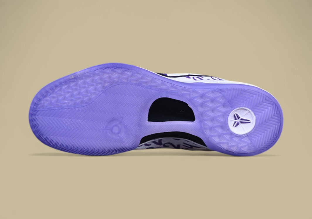 Nike Kobe "Court Purple" White Purple Number Print Basketball Shoe with Signature
