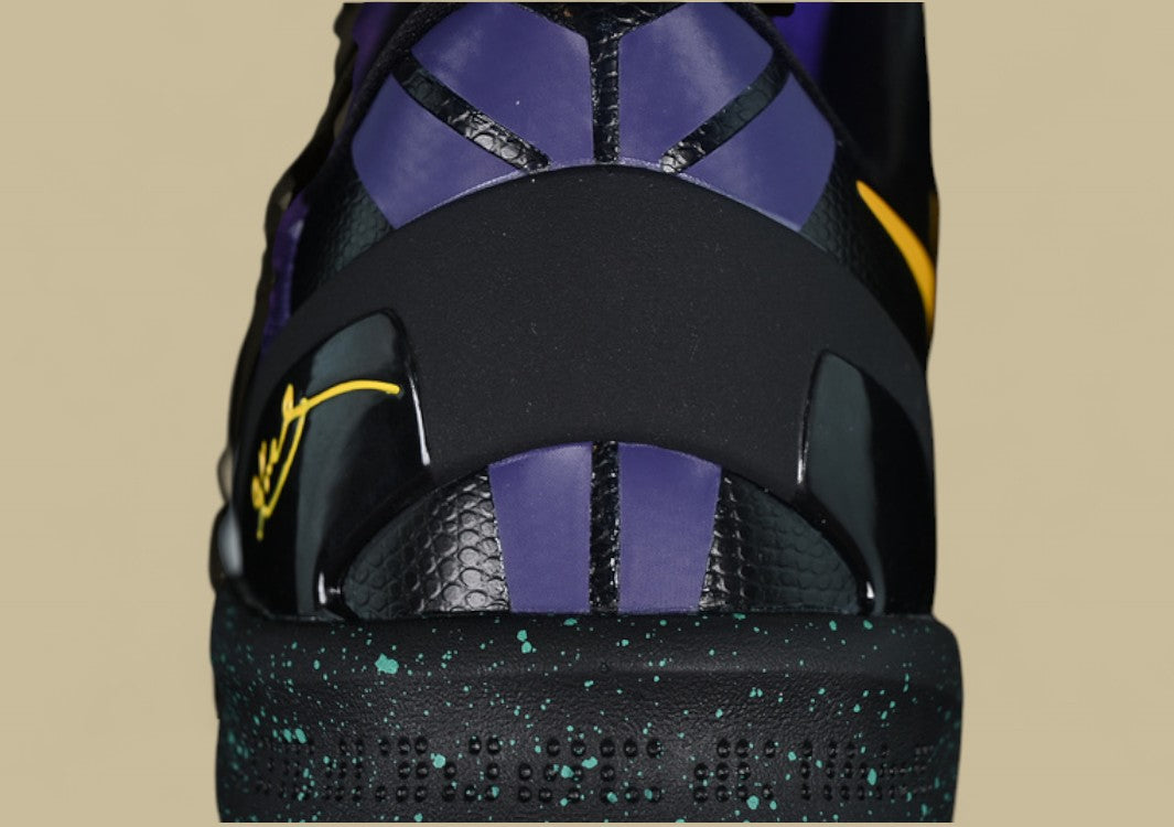 Nike Kobe "Easter" Fiberglas Court Purple Black Laser Purple Festive Gradient Low-Top Basketball Shoe