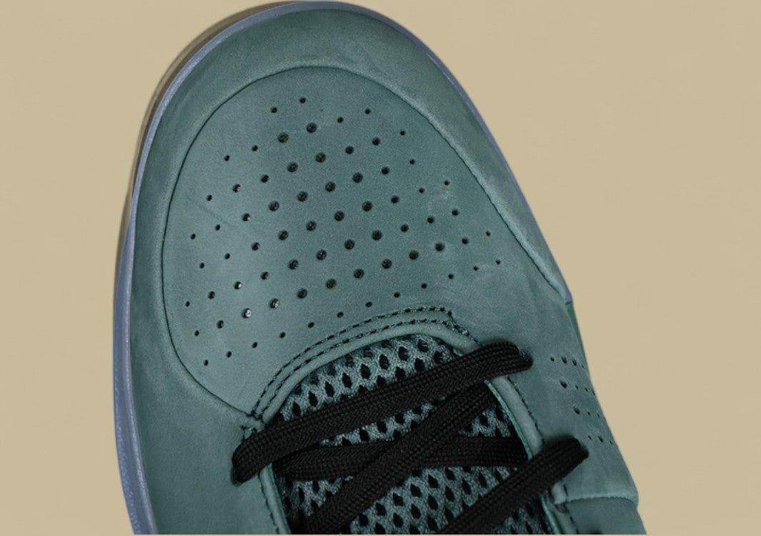 Nike Kobe "Girl Dad" Bicoastal Black Metallic Silver Tribute Low-Top Basketball Shoe