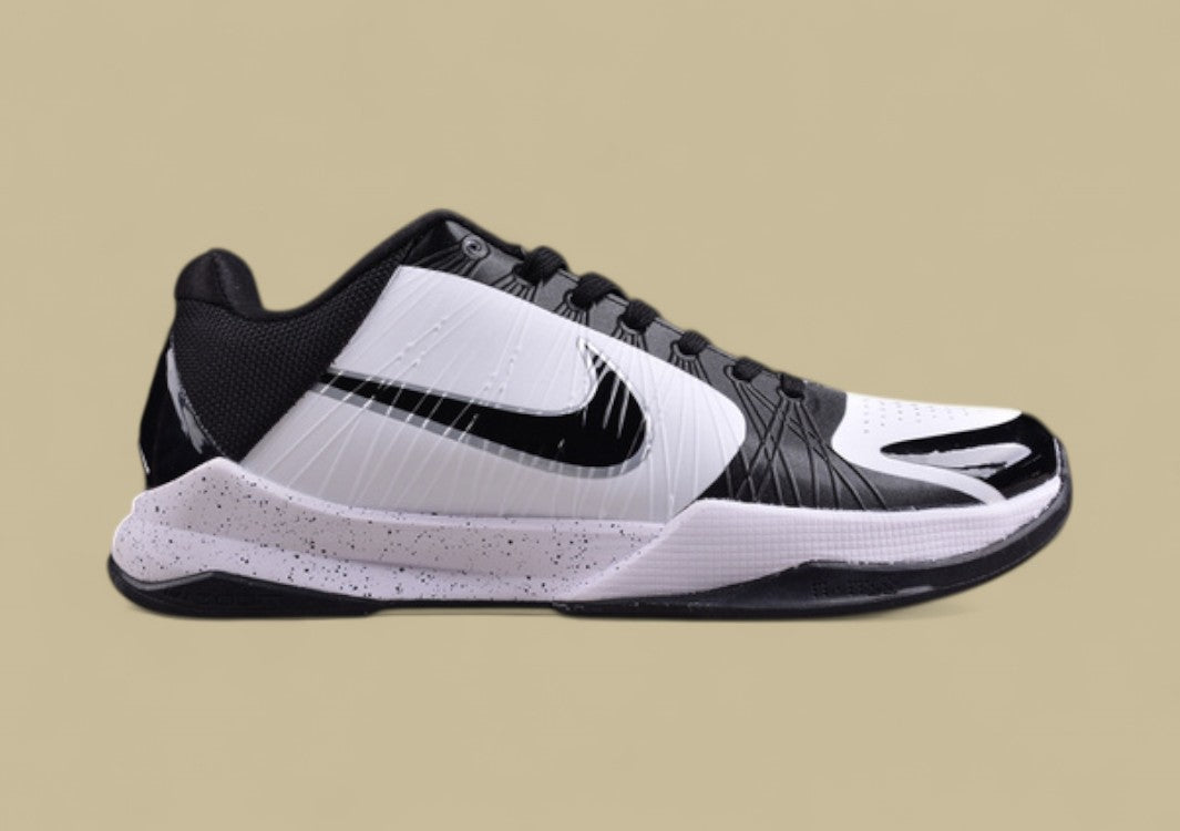 Nike Kobe "White Black" Classic Low-Top Basketball Shoe with Clean Monochrome Contrast and Speckled Midsole