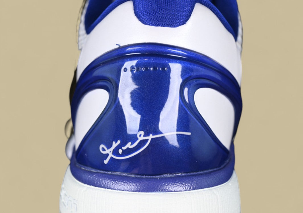 Nike Kobe "White Black Concord" Classic Low-Top Basketball Shoe in Neutral Tones