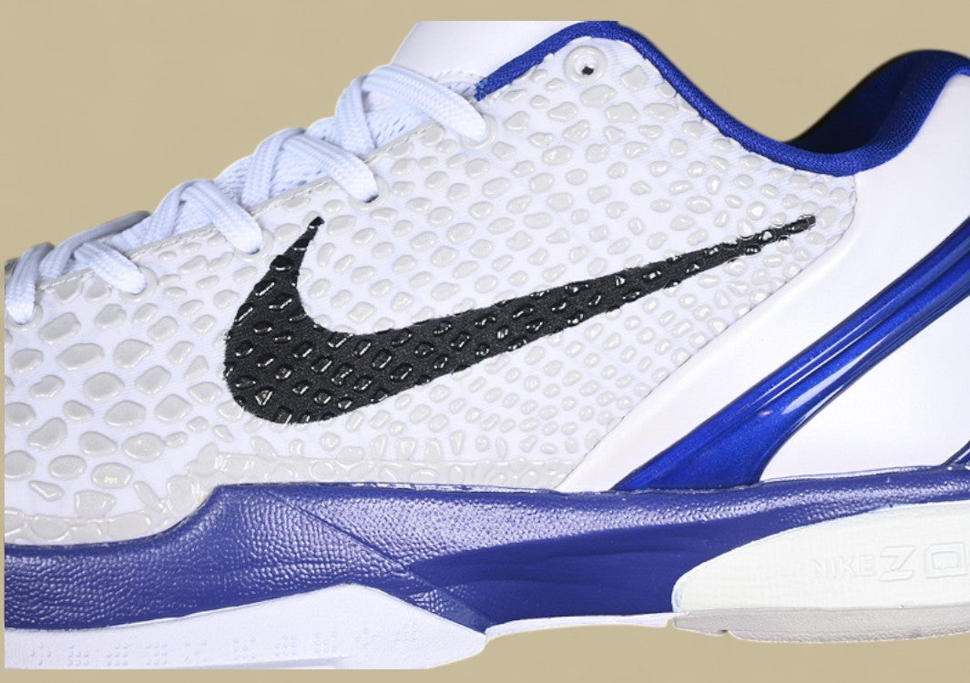 Nike Kobe "White Black Concord" Classic Low-Top Basketball Shoe in Neutral Tones