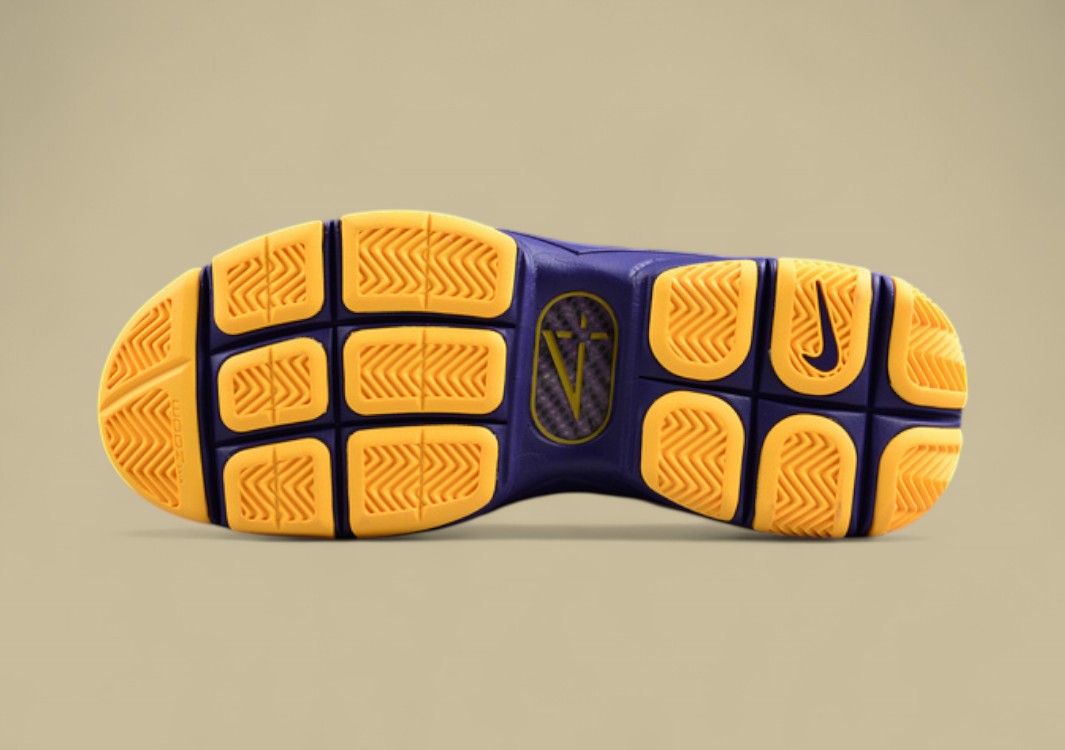 Nike Kobe White Gold Purple Mid-top Basketball Shoes With Classic Lakers-inspired Colorway