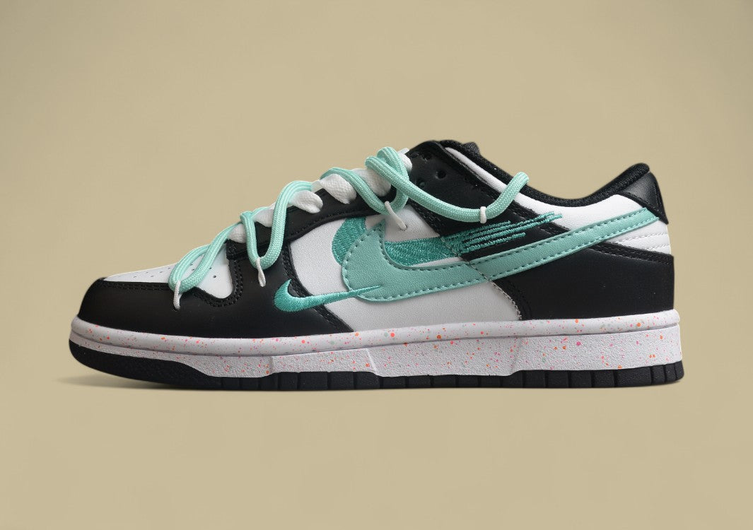Nike SB Dunk Low NO 205 Tiffany Blue Vitality Three Hook Official