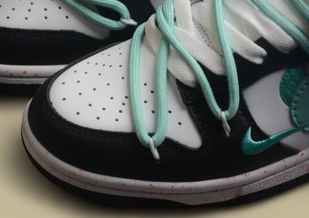 Nike SB Dunk Low NO 205 Tiffany Blue Vitality Three Hook Official