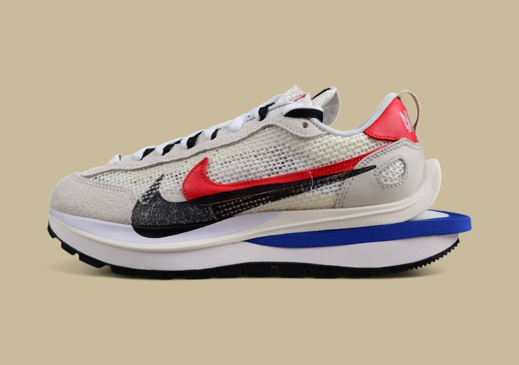 Nike VaporWaffle Sacai Catwalk Deconstruction Style