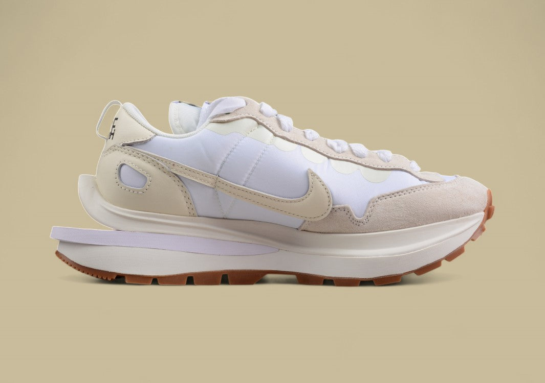 Nike VaporWaffle Sacai Deconstruction White Gray Blend
