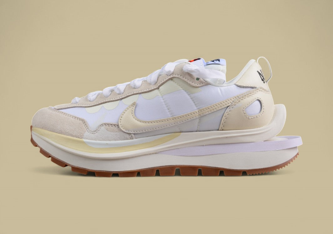 Nike VaporWaffle Sacai Deconstruction White Gray Blend