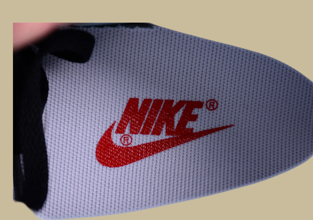 Nk Dunk Low Dark Pattern High Street Style Black and White Green Sb Strap Low-top Casual Sneakers