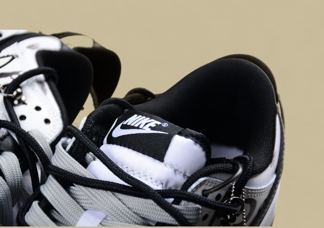 Nk Dunk Low Retro "Black" Deconstruction Style Dark Night Messenger Letter Graffiti Black and White Gray Sb Strap Low-top Casual Sneakers