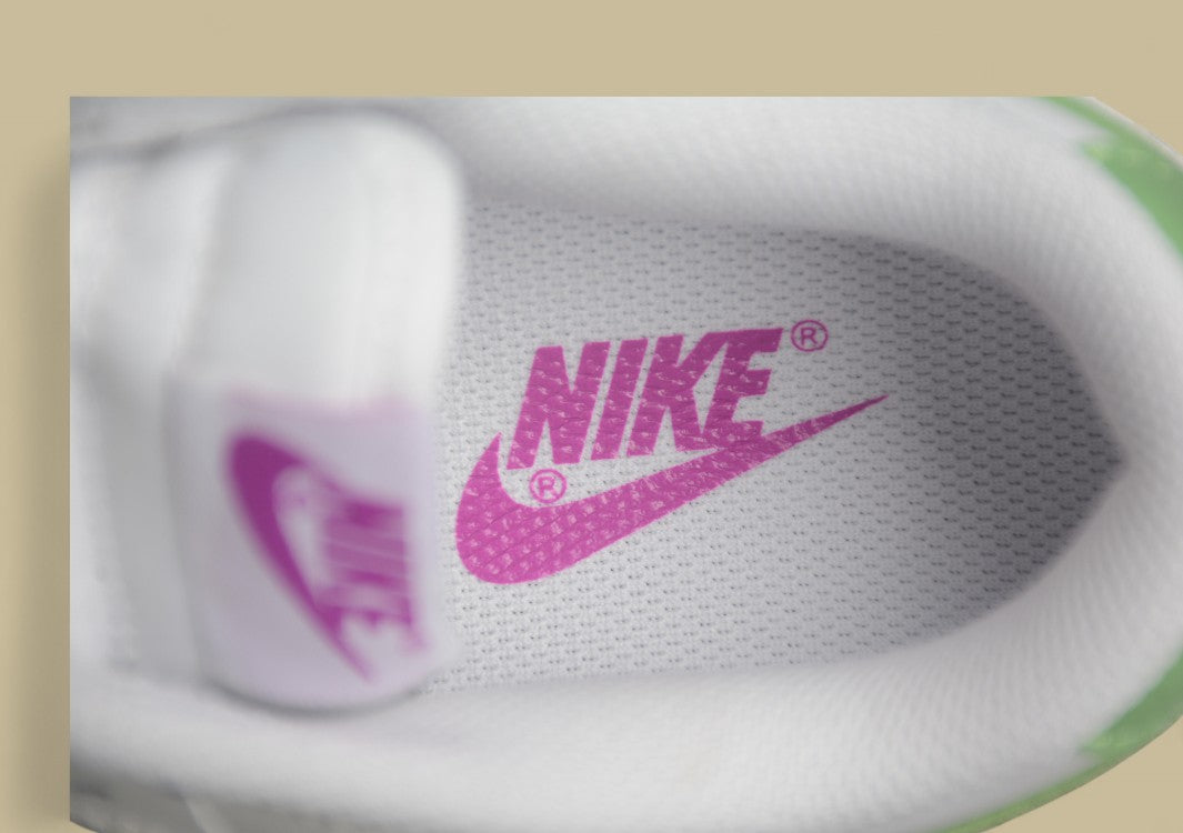 Nk Dunk Low Spring and Summer Series Green Tea White Green SB Low Top Casual Shoes