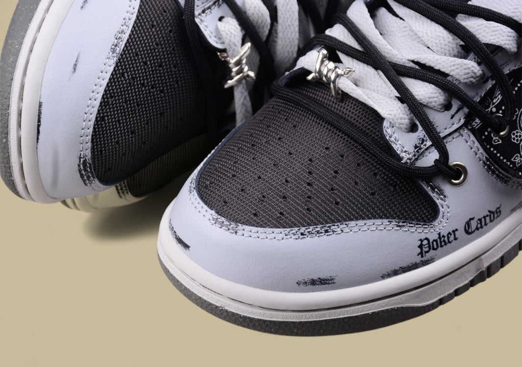 Nk Dunk Low Three Times Laboratory Dark Poker Old Dirty Shoes High-grade Gray Cashew Flower Cloth Sb Strap Low-top Casual Shoes