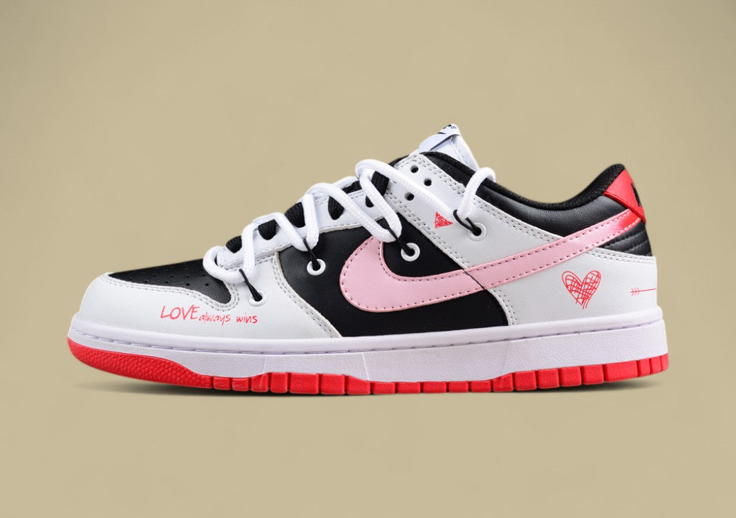 Nk SB Dunk Low Valentine's Day Limited Edition Deconstructed Strap Casual Sneakers
