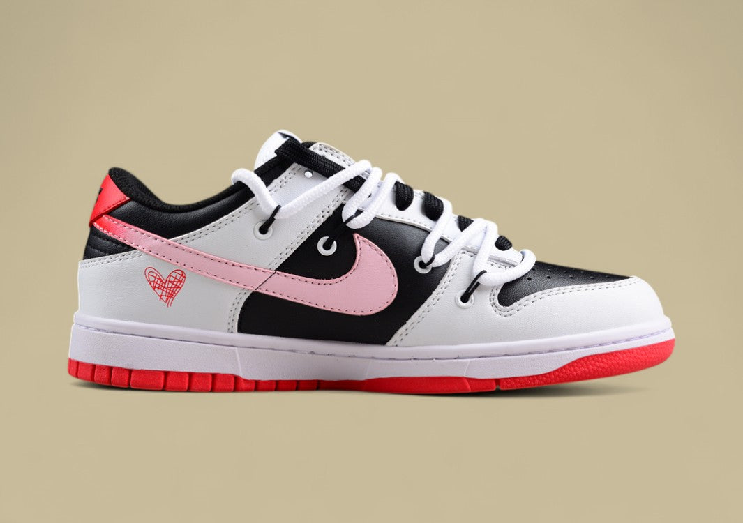 Nk SB Dunk Low Valentine's Day Limited Edition Deconstructed Strap Casual Sneakers