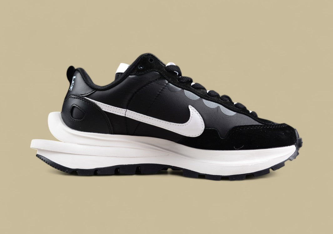 Sacai NK VaporWaffle 3.0 Black White Catwalk Casual Edition