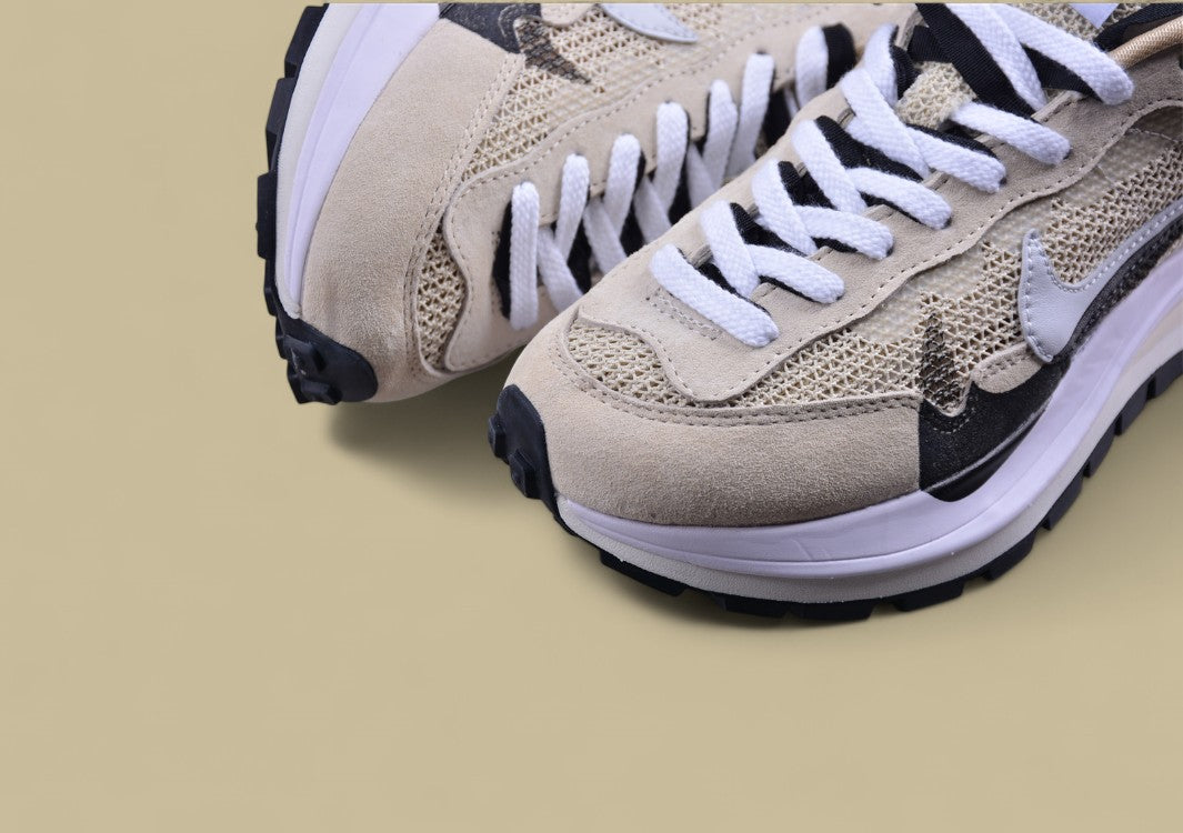 Sacai NK VaporWaffle 3.0 Light Beige Black Catwalk Edition