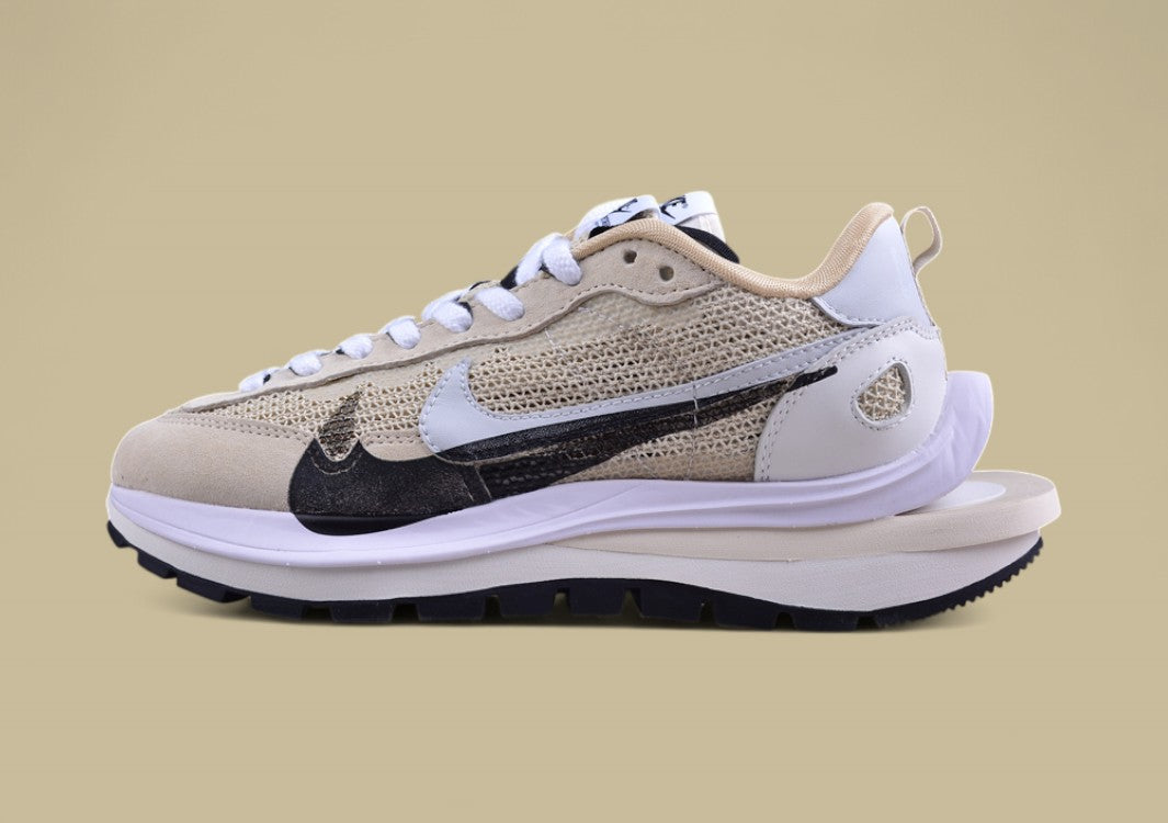 Sacai NK VaporWaffle 3.0 Light Beige Black Catwalk Edition