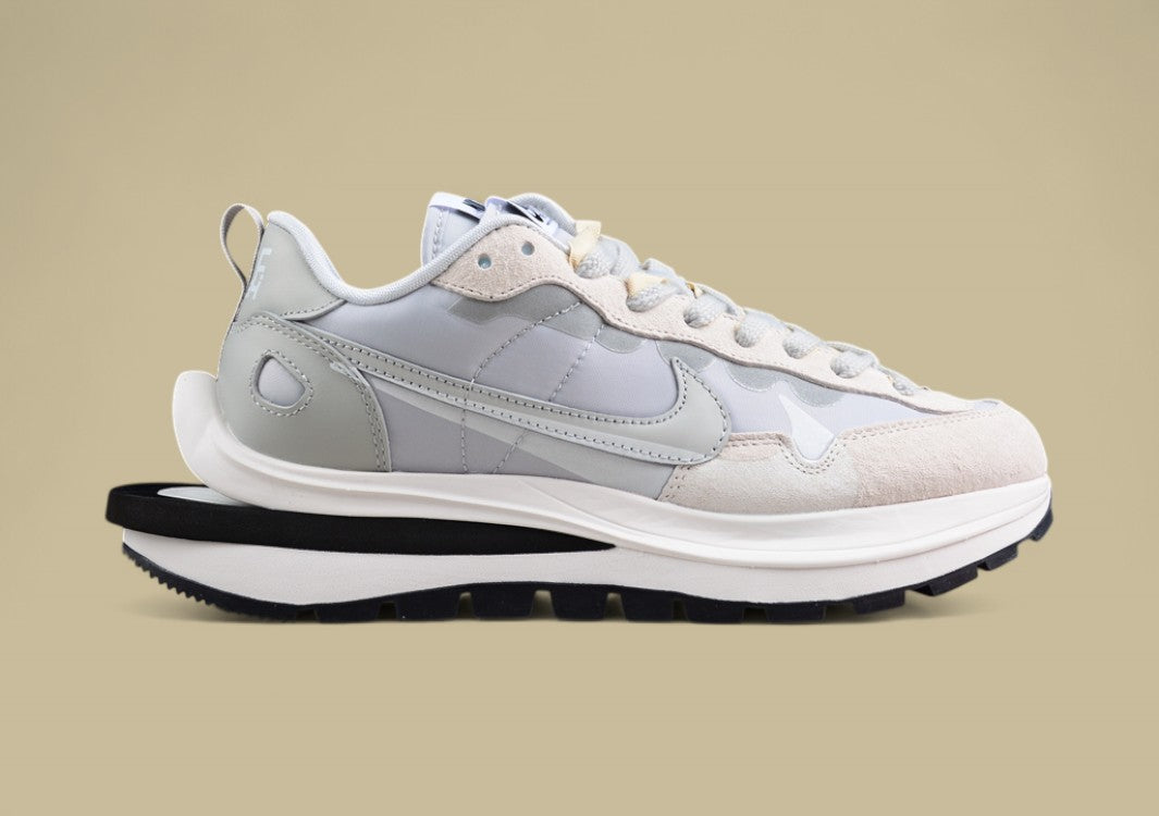 Sacai NK VaporWaffle 3.0 Triple Grey Catwalk Casual Edition