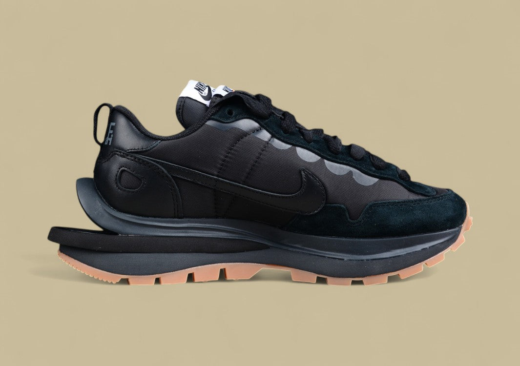 Sacai Nike VaporWaffle Deconstruction Black Warrior Edition