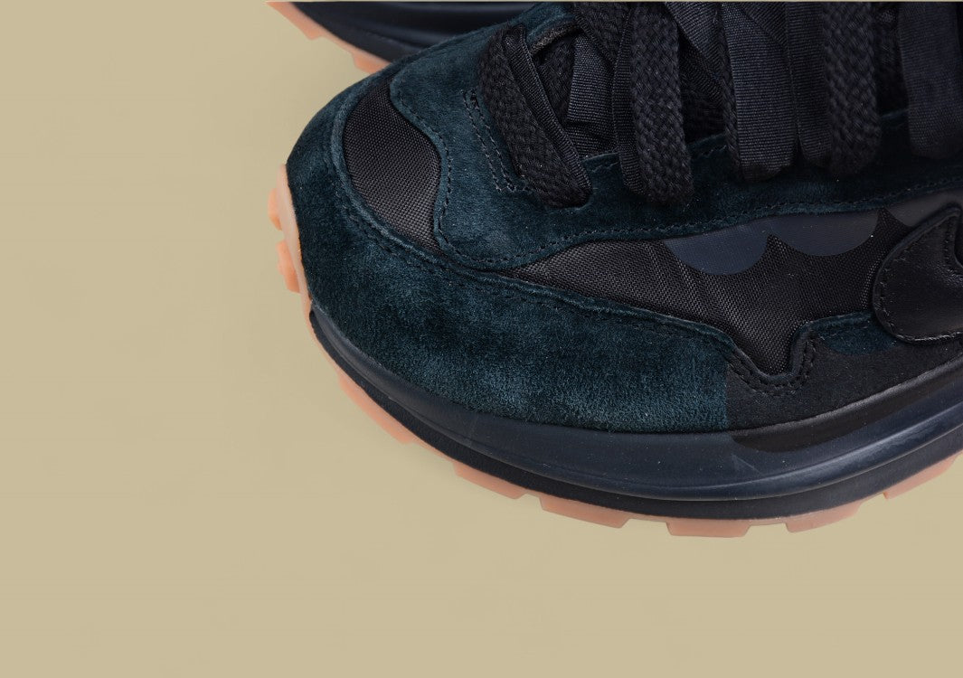 Sacai Nike VaporWaffle Deconstruction Black Warrior Edition