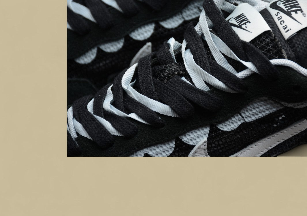Sacai Waffle Double Hook V3 Black White Classic