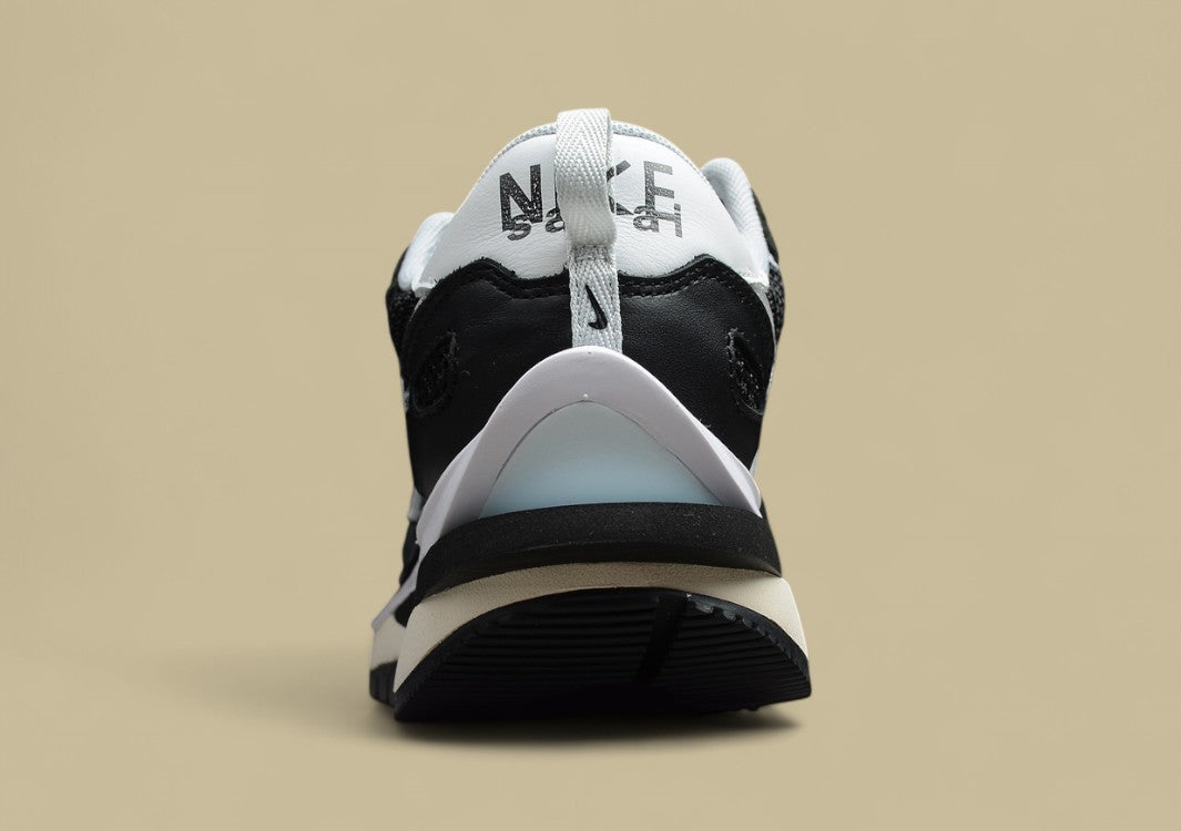 Sacai Waffle Double Hook V3 Black White Classic