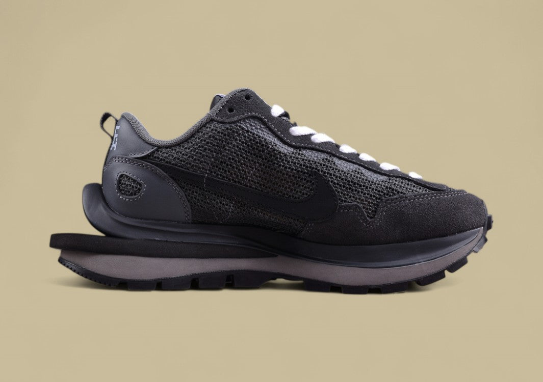 Sacai x Nike VaporWaffle 3.0 Catwalk Casual Waffle Edition