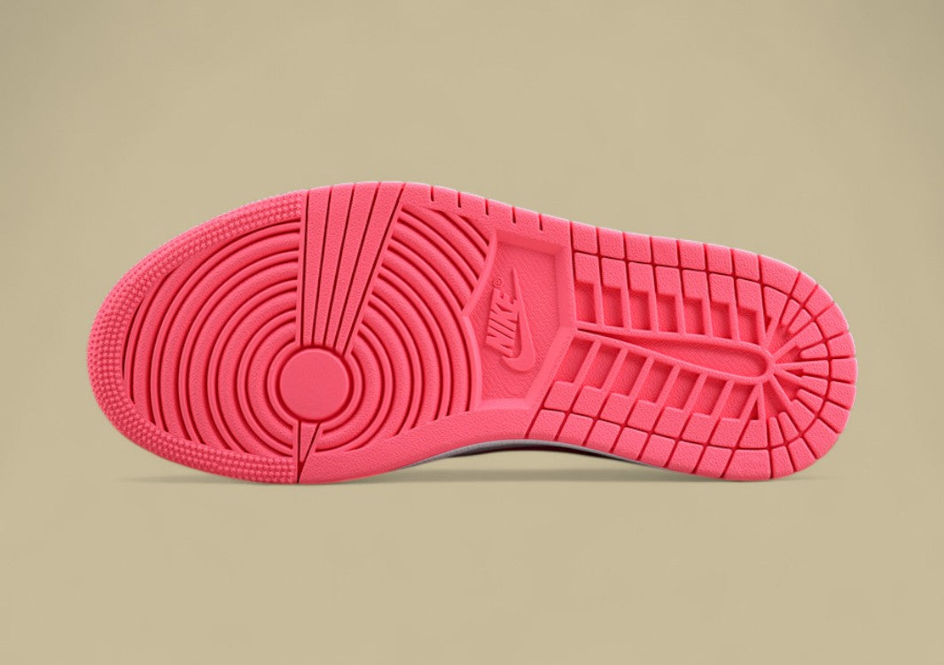 Travis Scott Air Jordan 1 Low Coral Stardust