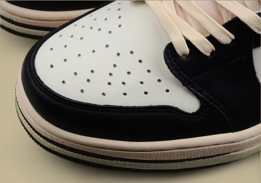 Travis Scott X Air Jordan 1 Low "Dark Mocha" Small Barb