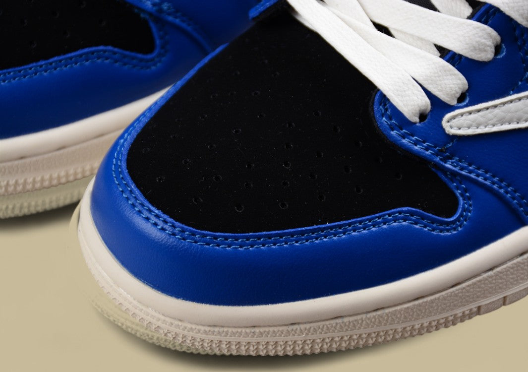 Travis Scott X Air Jordan 1 Low Three-party Joint Inverted Hook Military Blue