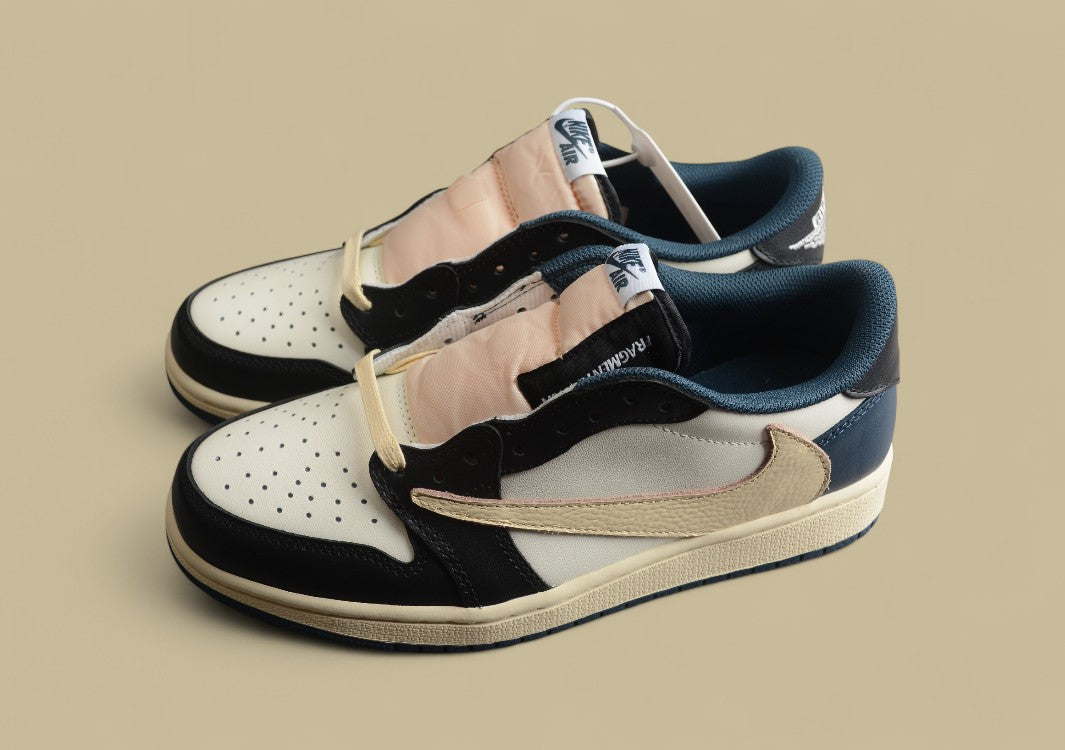 Travis Scott x Air Jordan 1 Low OG Black Phantom Sail