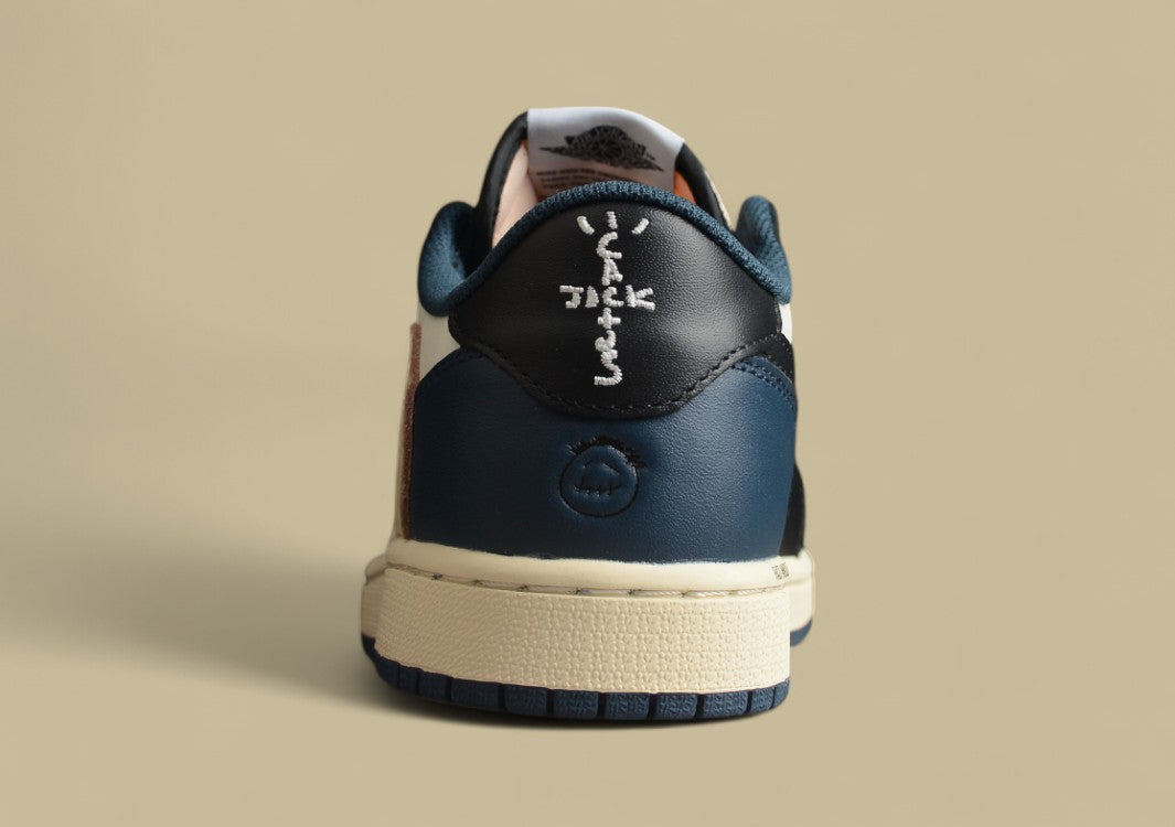 Travis Scott x Air Jordan 1 Low OG Black Phantom Sail