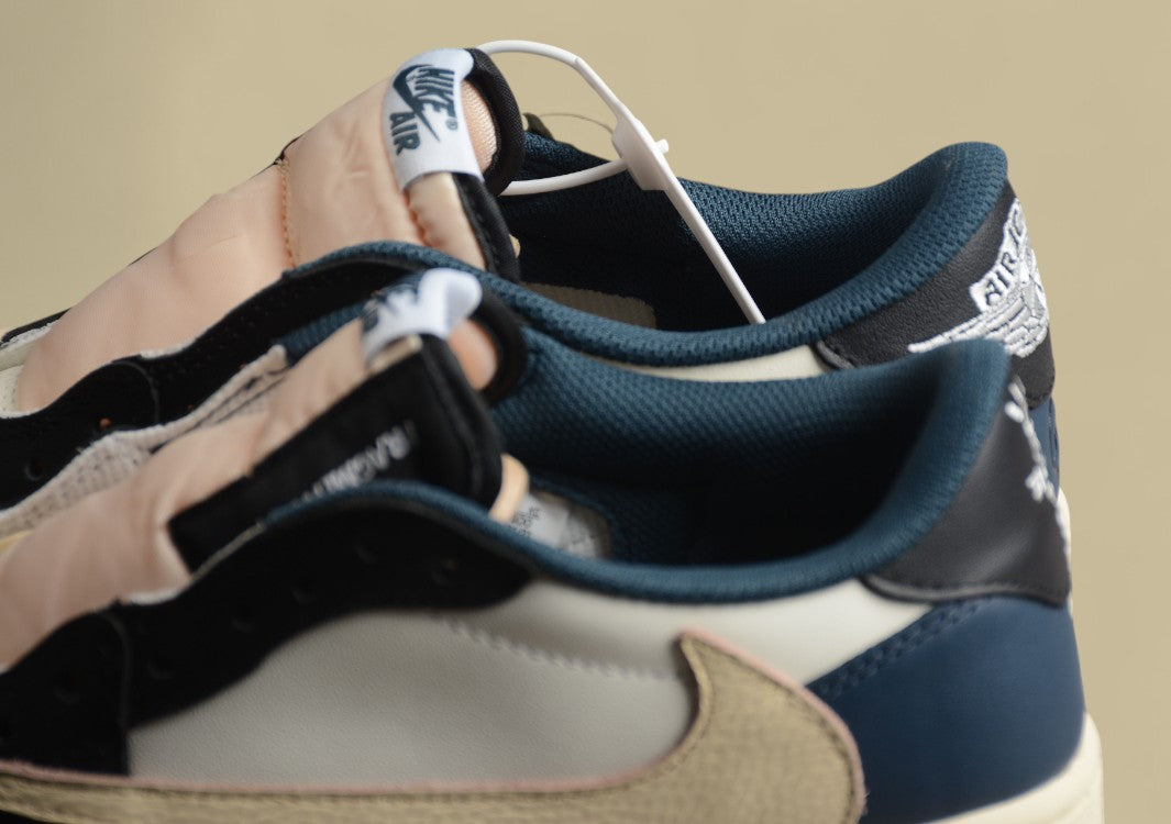 Travis Scott x Air Jordan 1 Low OG Black Phantom Sail