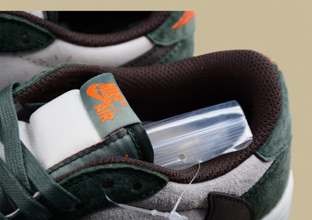 Travis Scott x Air Jordan 1 Low OG Forest Moss