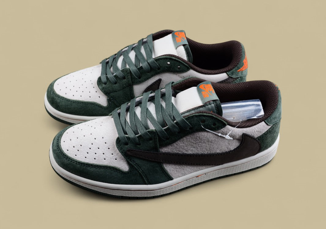 Travis Scott x Air Jordan 1 Low OG Forest Moss