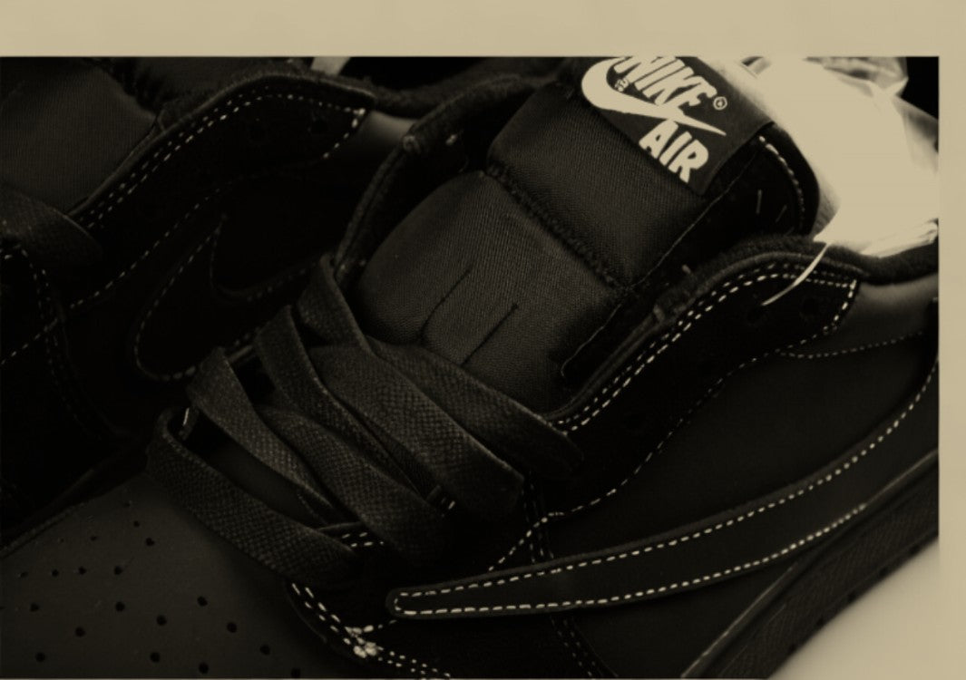 Travis Scott x Air Jordan 1 Low OG  Grey Phantom