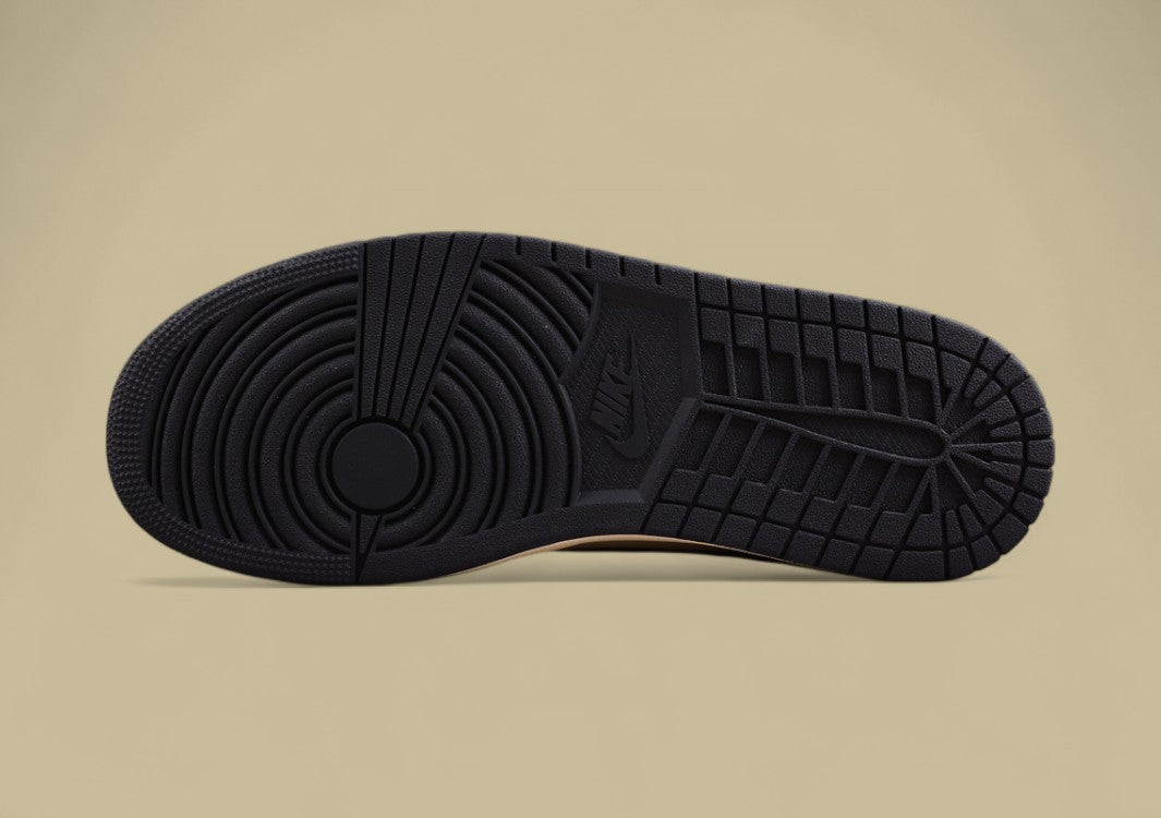 Travis Scott x Air Jordan 1 Low OG Inverted Hook Low Top Black Tan Reps