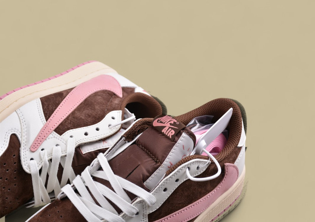 Travis Scott x Air Jordan 1 Low OG "Medium Olive (GS)"