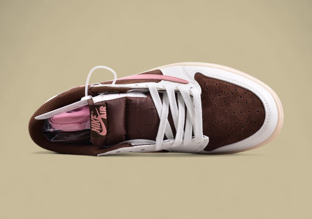 Travis Scott x Air Jordan 1 Low OG "Medium Olive (GS)"