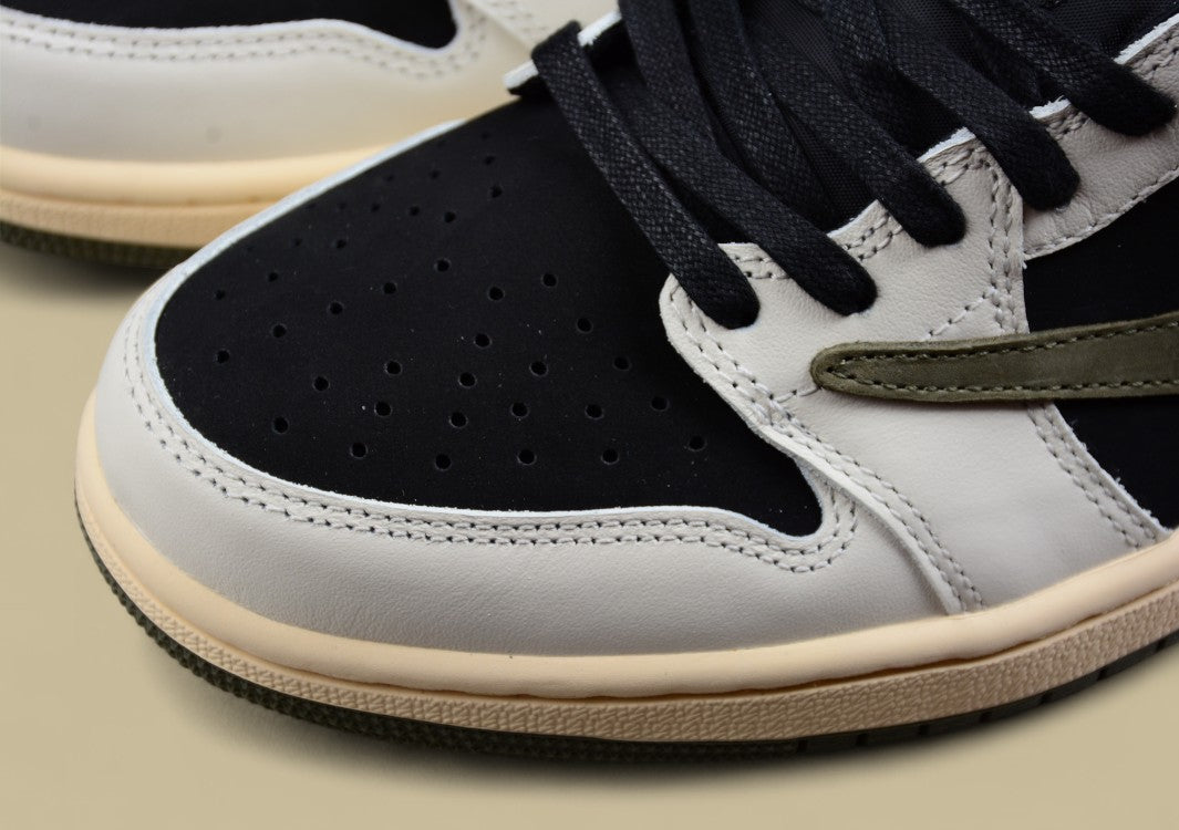 Travis Scott x Air Jordan 1 Low OG "Reverse Mocha"