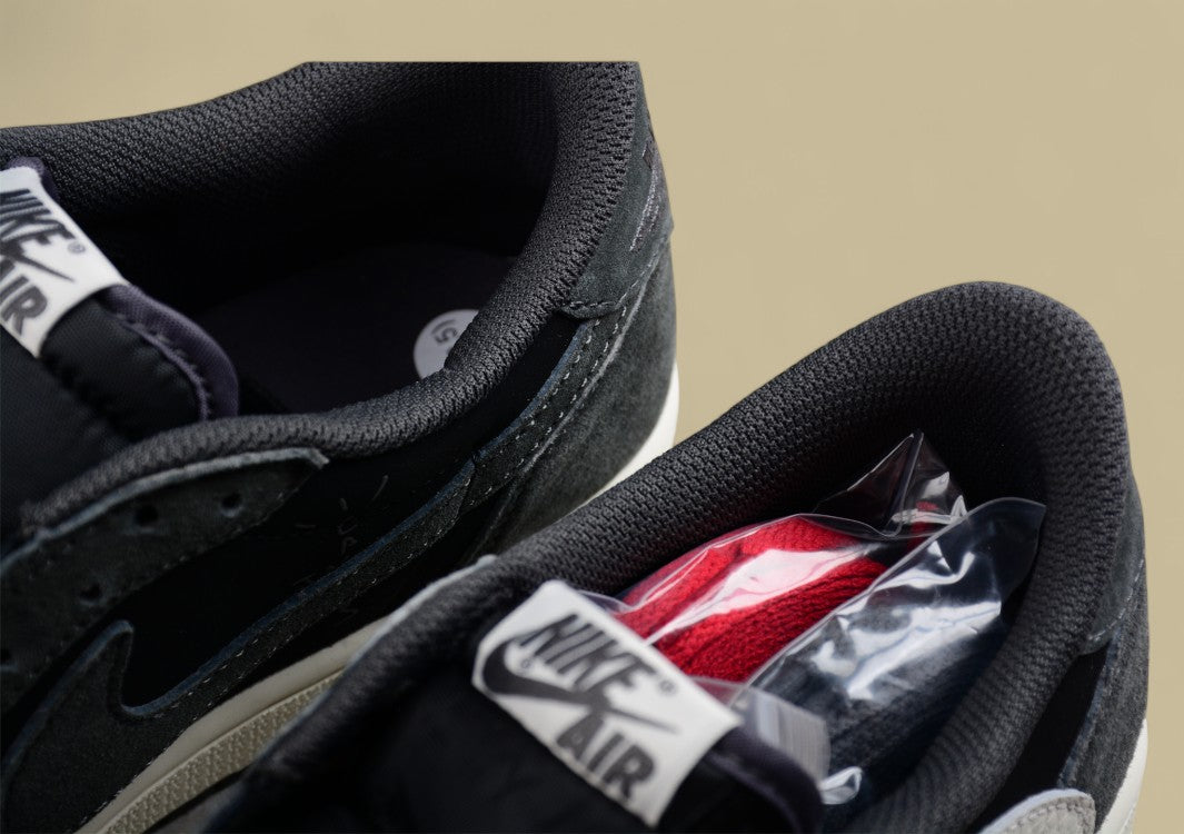 Travis Scott x Air Jordan 1 Low OG Reverse Noir