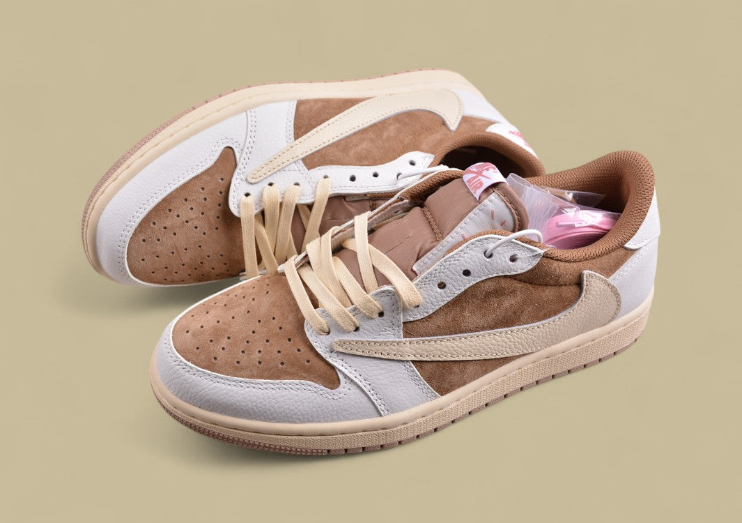 Travis Scott x Air Jordan 1 Low OG Tan/Brown