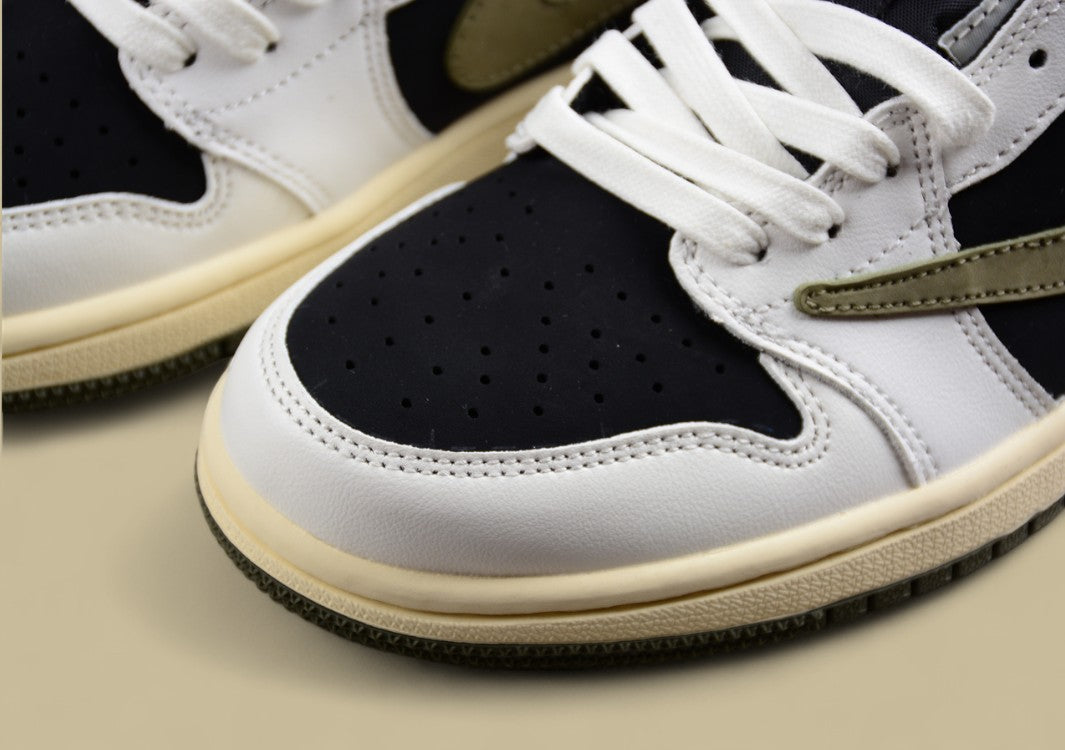 Travis Scott x Air Jordan 1 Low OG “Medium Olive”