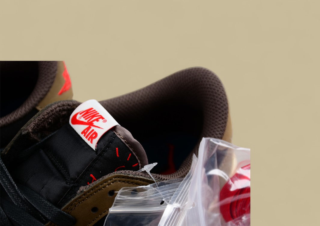 Travis Scott x Air Jordan 1 Low OG “Mocha