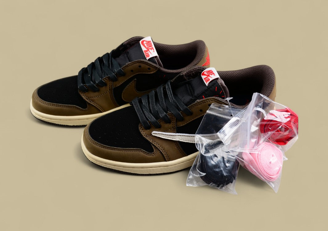 Travis Scott x Air Jordan 1 Low OG “Mocha
