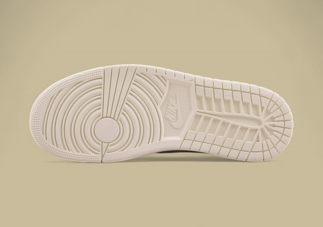 Travis Scott x Air Jordan 1 Low OG “White/Red Croc