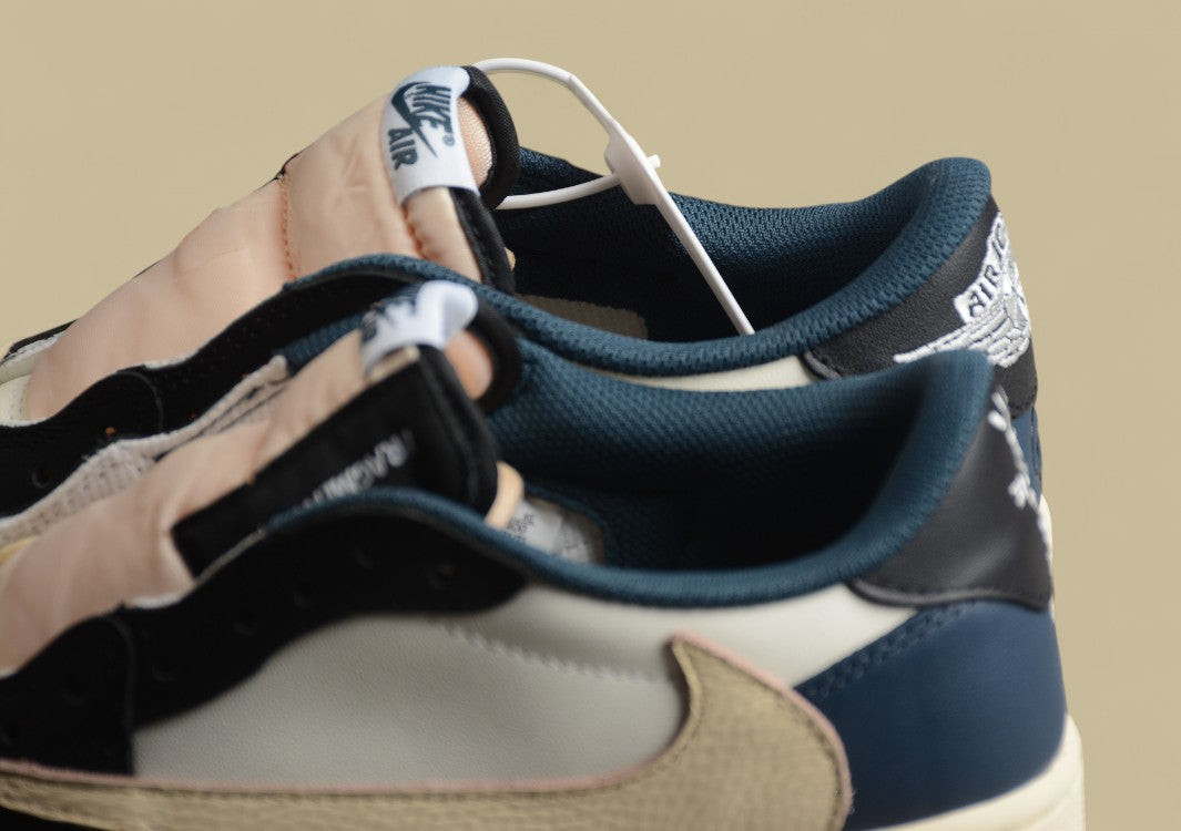 Travis Scott x Fragment Air Jordan 1 Low OG “Military Blue”