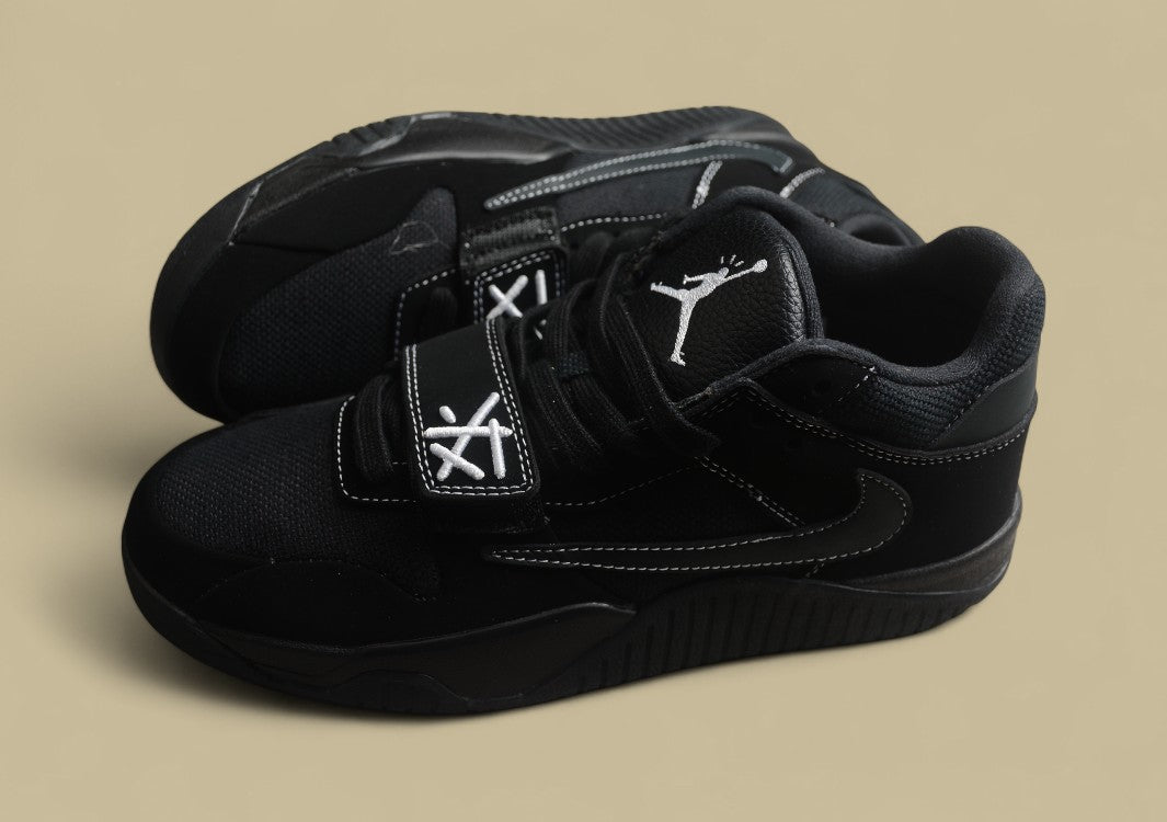 Travis Scott x Jordan "Cut The Check" (Black/Phantom)