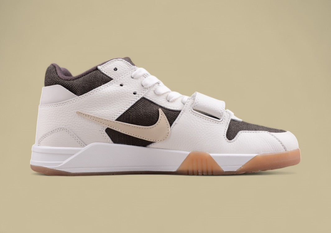 Travis Scott x Jordan Jumpman Jack TR ”University Red“